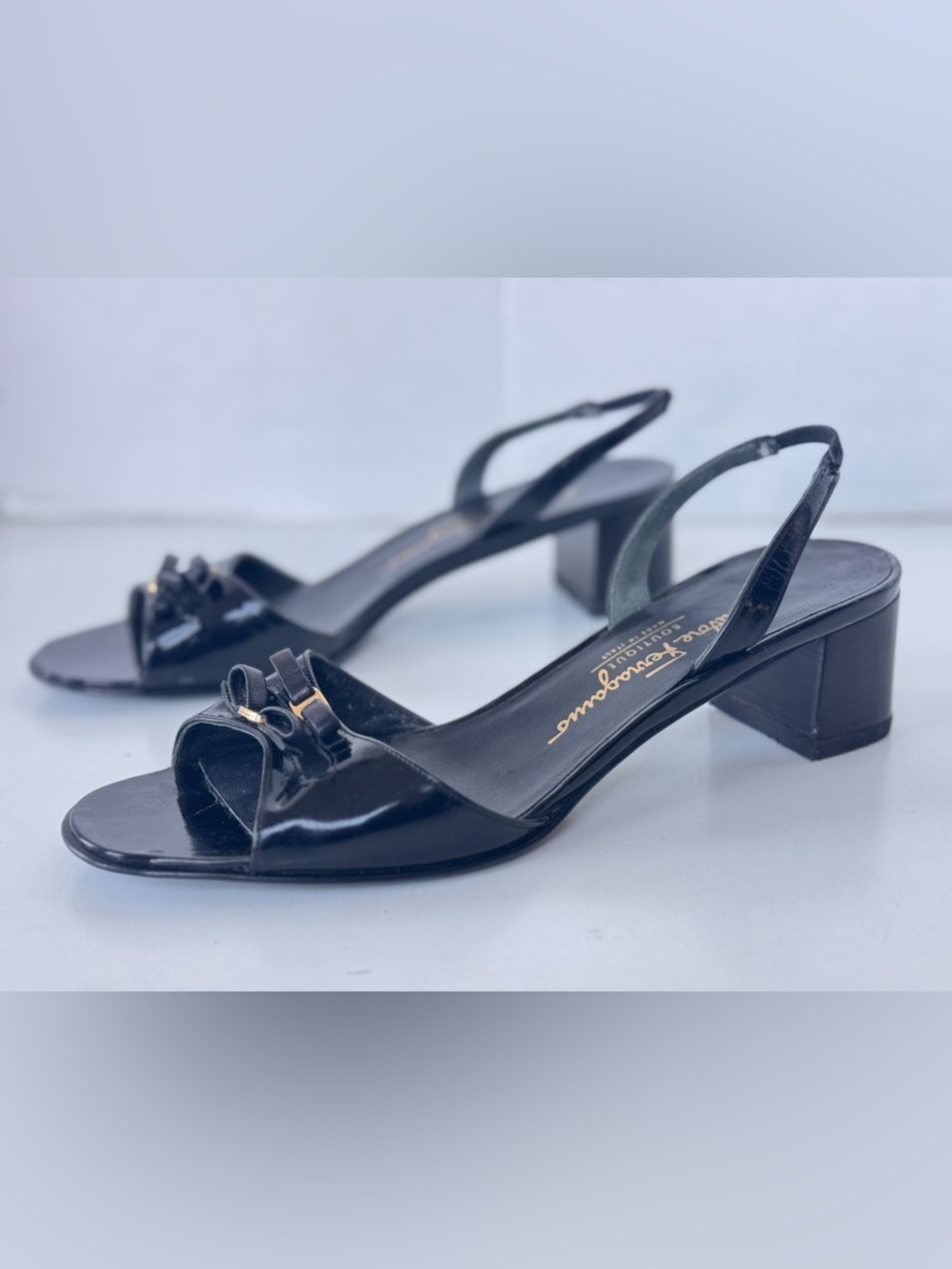 Salvatore Ferragamo Boutique Black Patent Leather Bow Slingback Sandals 8.5 AA - Picture 4 of 14